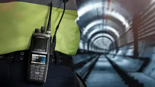 Radio & Communications